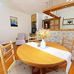 Apartmán By The Sea Zaboric, Sibenik - 468