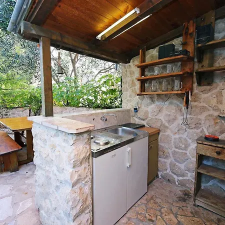 Apartment Apartments By The Sea Zaboric, Sibenik - 468 Zaboric