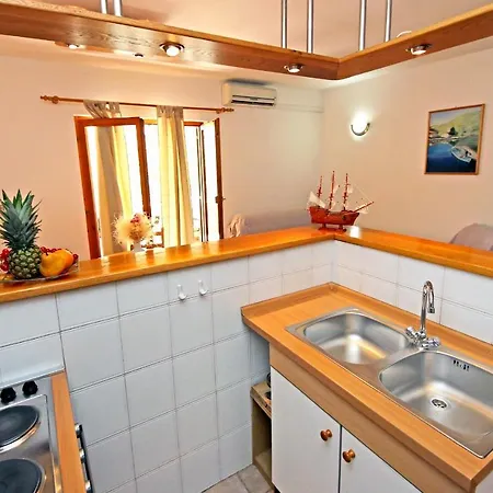 Apartment Apartments By The Sea Zaboric, Sibenik - 468 *
