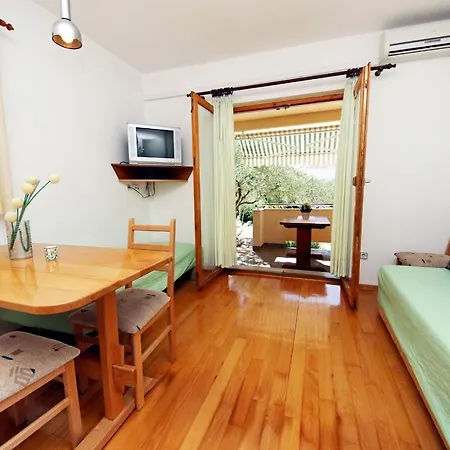 Apartments By The Sea Zaboric - Sibenik - 468