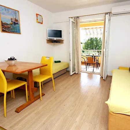 Apartment Apartments By The Sea Zaboric, Sibenik - 468 Zaboric