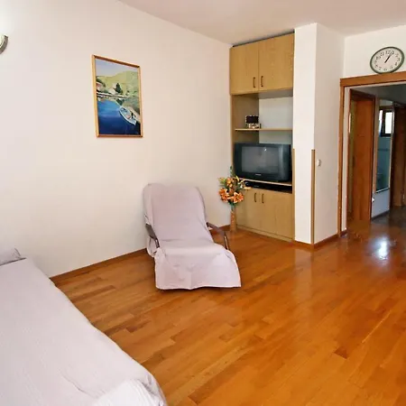 Apartments By The Sea Zaboric, Sibenik - 468 Zaboric